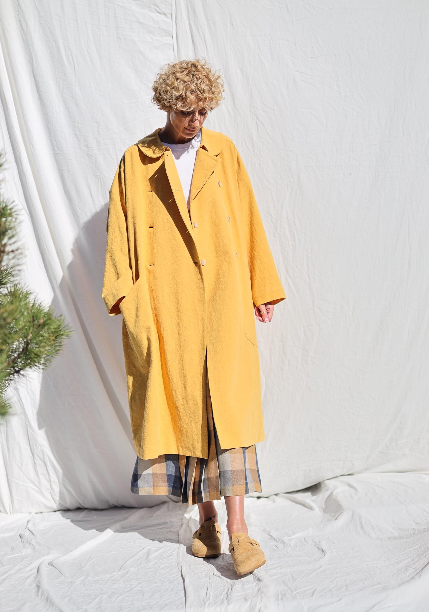 Peter Pan Collar Heavy Linen Oversized Coat In Peter Pan Collar Heavy Linen Oversized Coat In