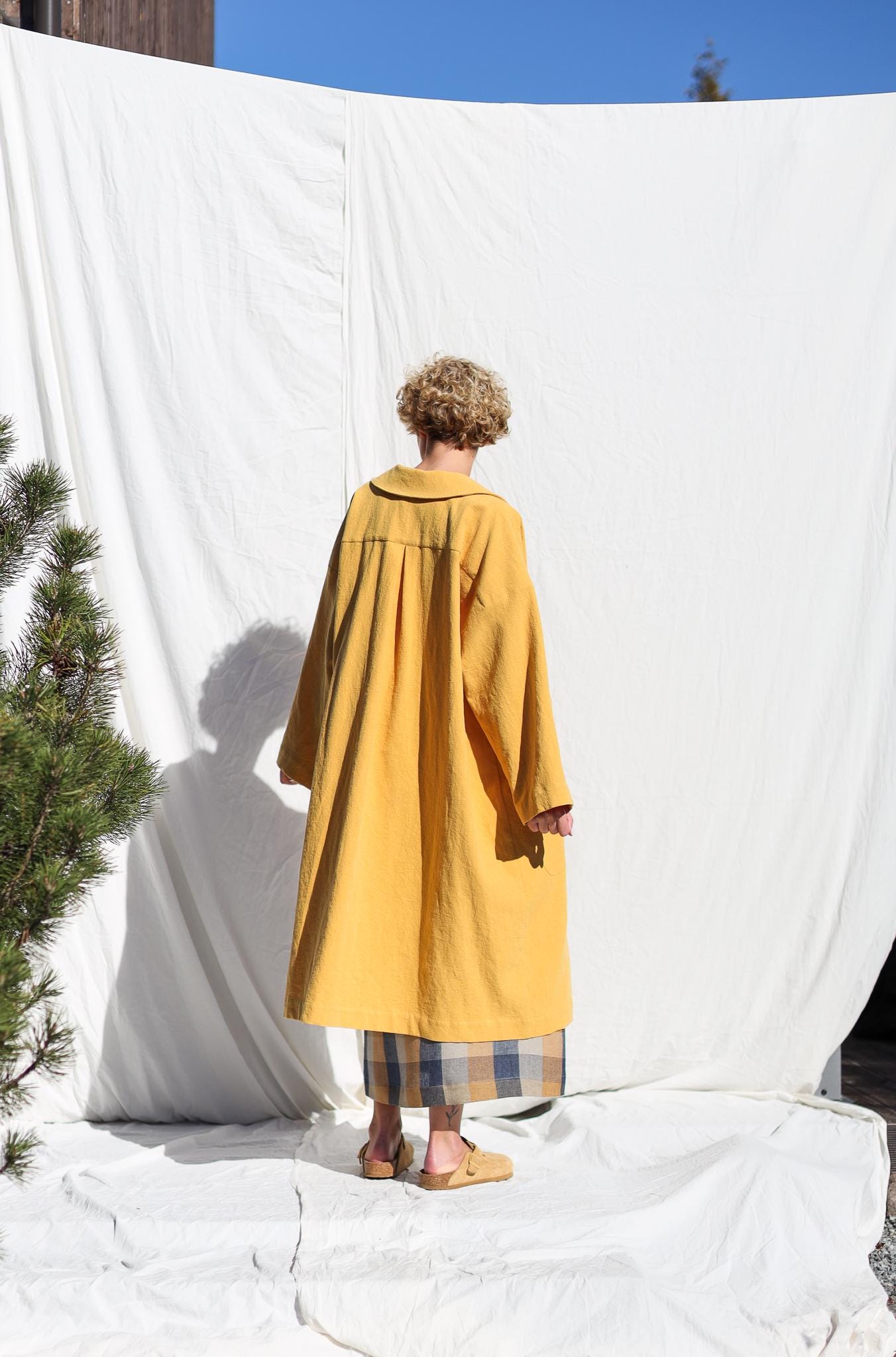 Peter Pan Collar Heavy Linen Oversized Coat In Peter Pan Collar Heavy Linen Oversized Coat In